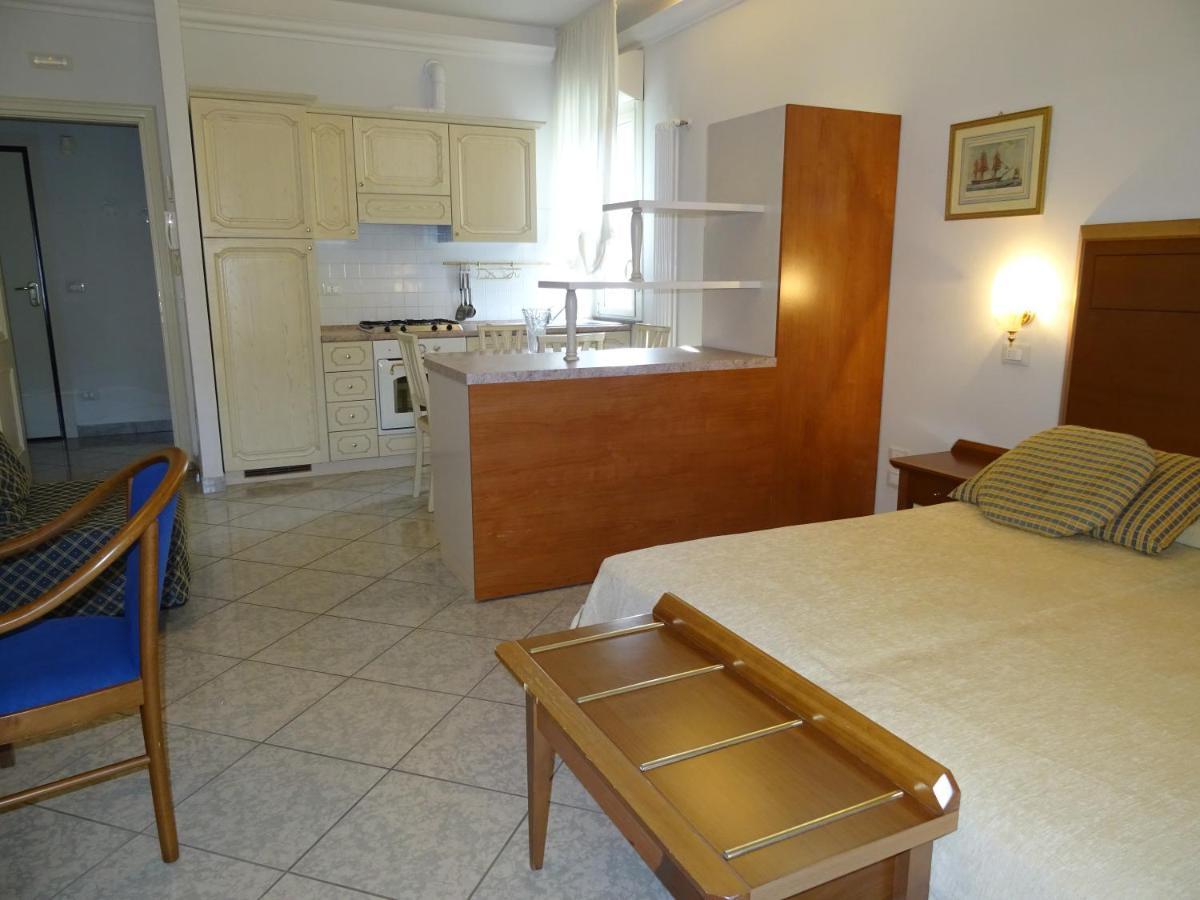 Residence Rosa Dei Venti チェルヴィア エクステリア 写真