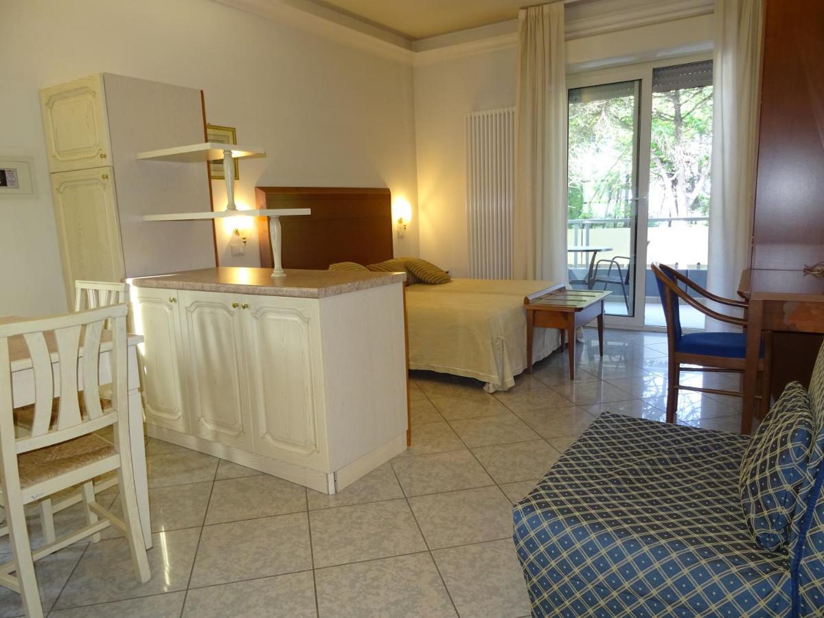 Residence Rosa Dei Venti チェルヴィア エクステリア 写真